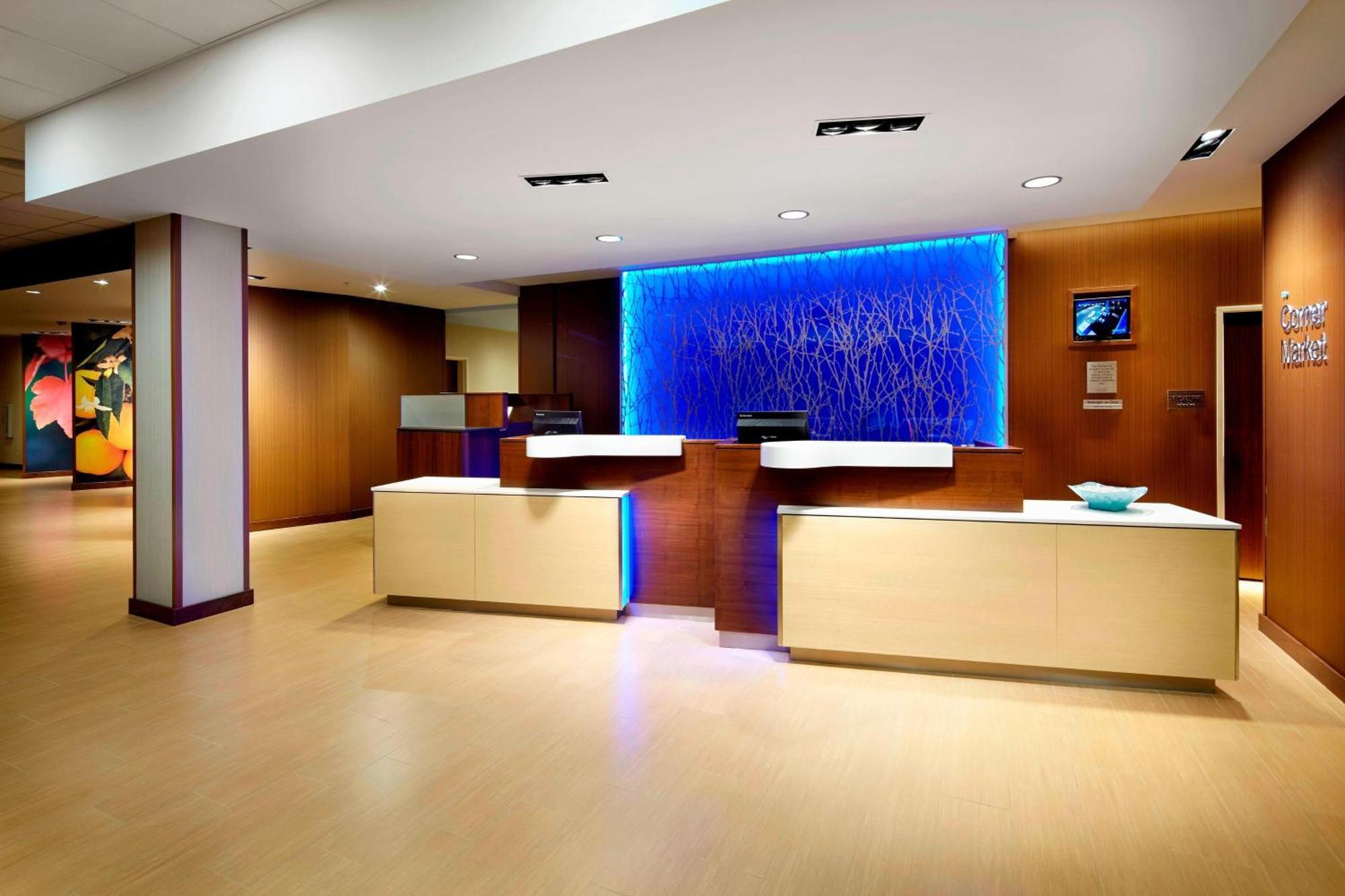 Triadelphia Fairfield By Marriott Inn & Suites Wheeling At The Highlands מראה חיצוני תמונה