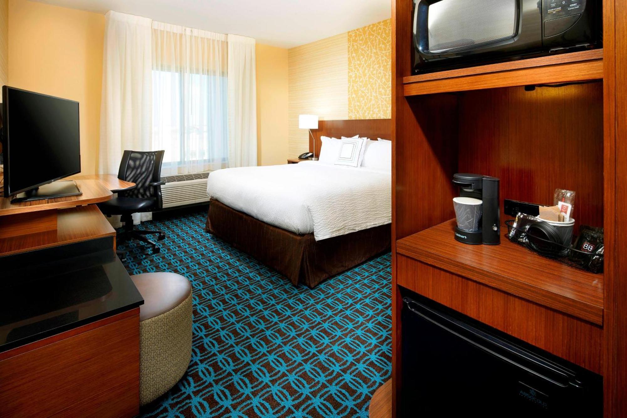 Triadelphia Fairfield By Marriott Inn & Suites Wheeling At The Highlands מראה חיצוני תמונה