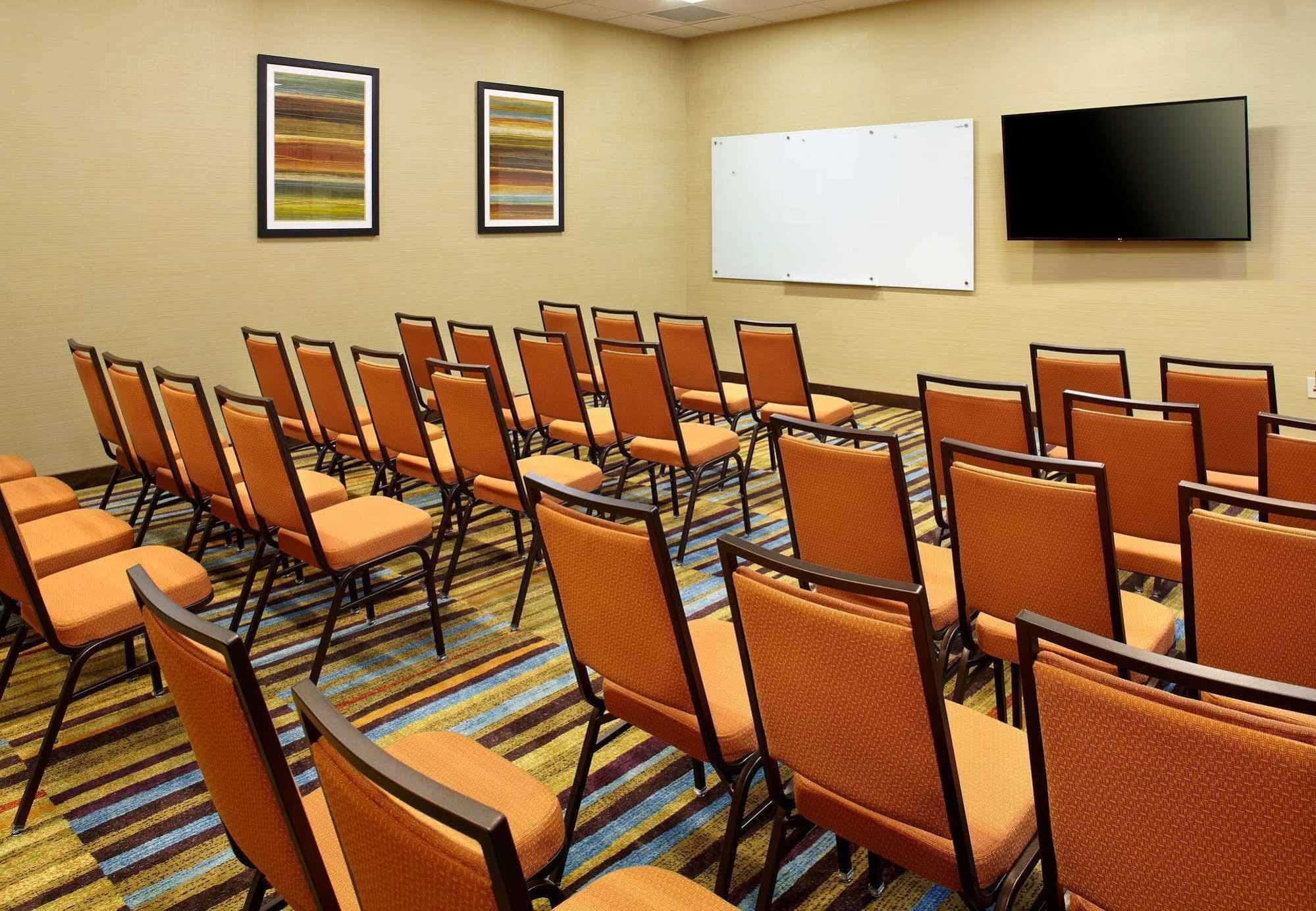Triadelphia Fairfield By Marriott Inn & Suites Wheeling At The Highlands מראה חיצוני תמונה