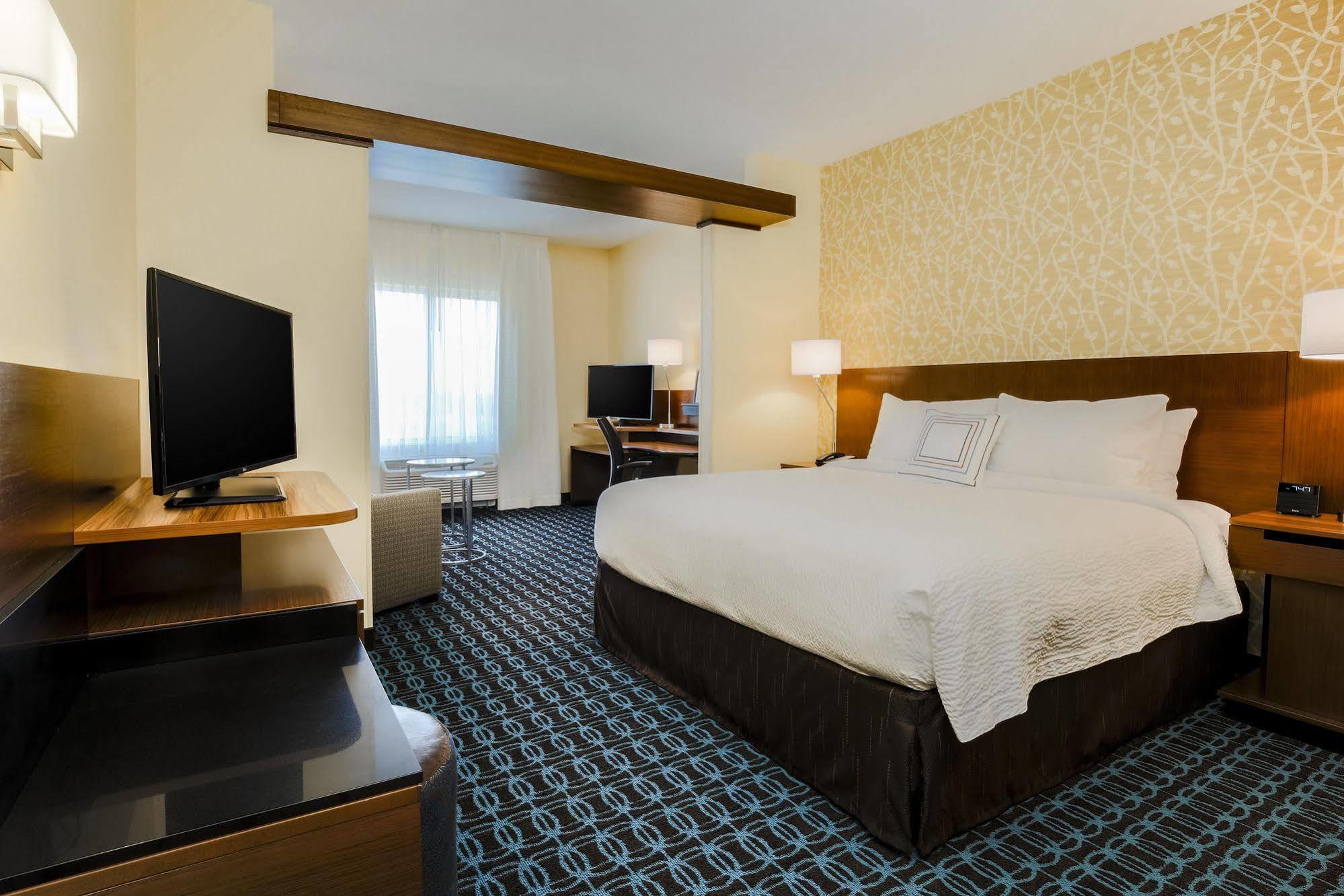Triadelphia Fairfield By Marriott Inn & Suites Wheeling At The Highlands מראה חיצוני תמונה